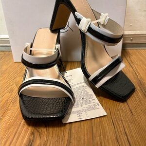 Stylish Black Faux Leather Heels